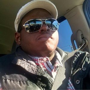 Meet your Posher, Malcolm